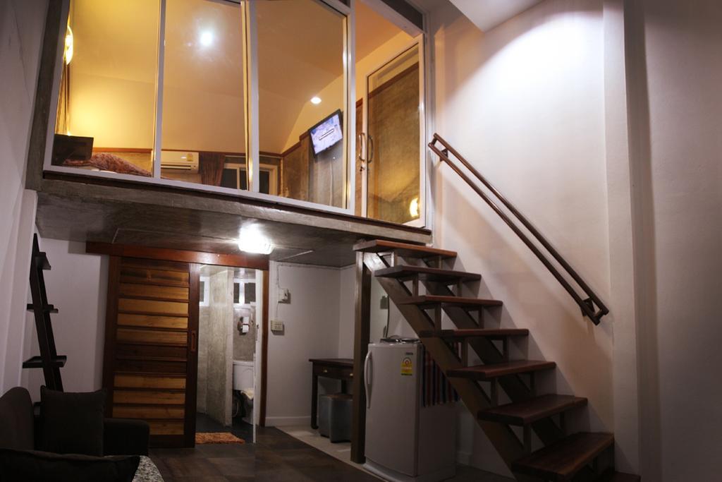 Zan Pla Nade Guesthouse Chiang Rai Quarto foto