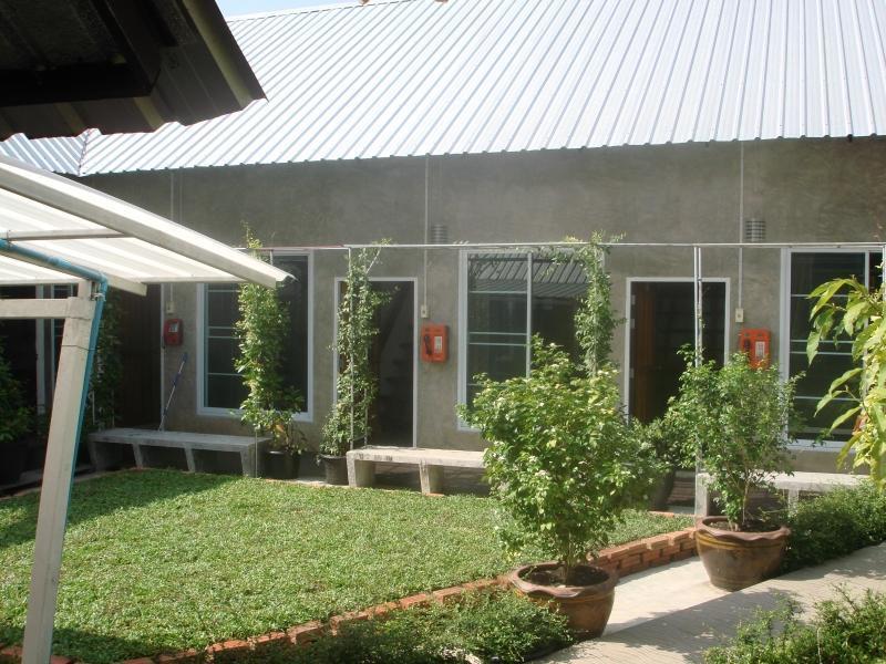 Zan Pla Nade Guesthouse Chiang Rai Exterior foto