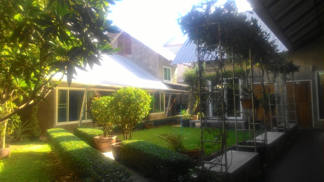 Zan Pla Nade Guesthouse Chiang Rai Exterior foto